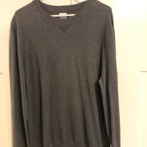 Men’s Gap sweater